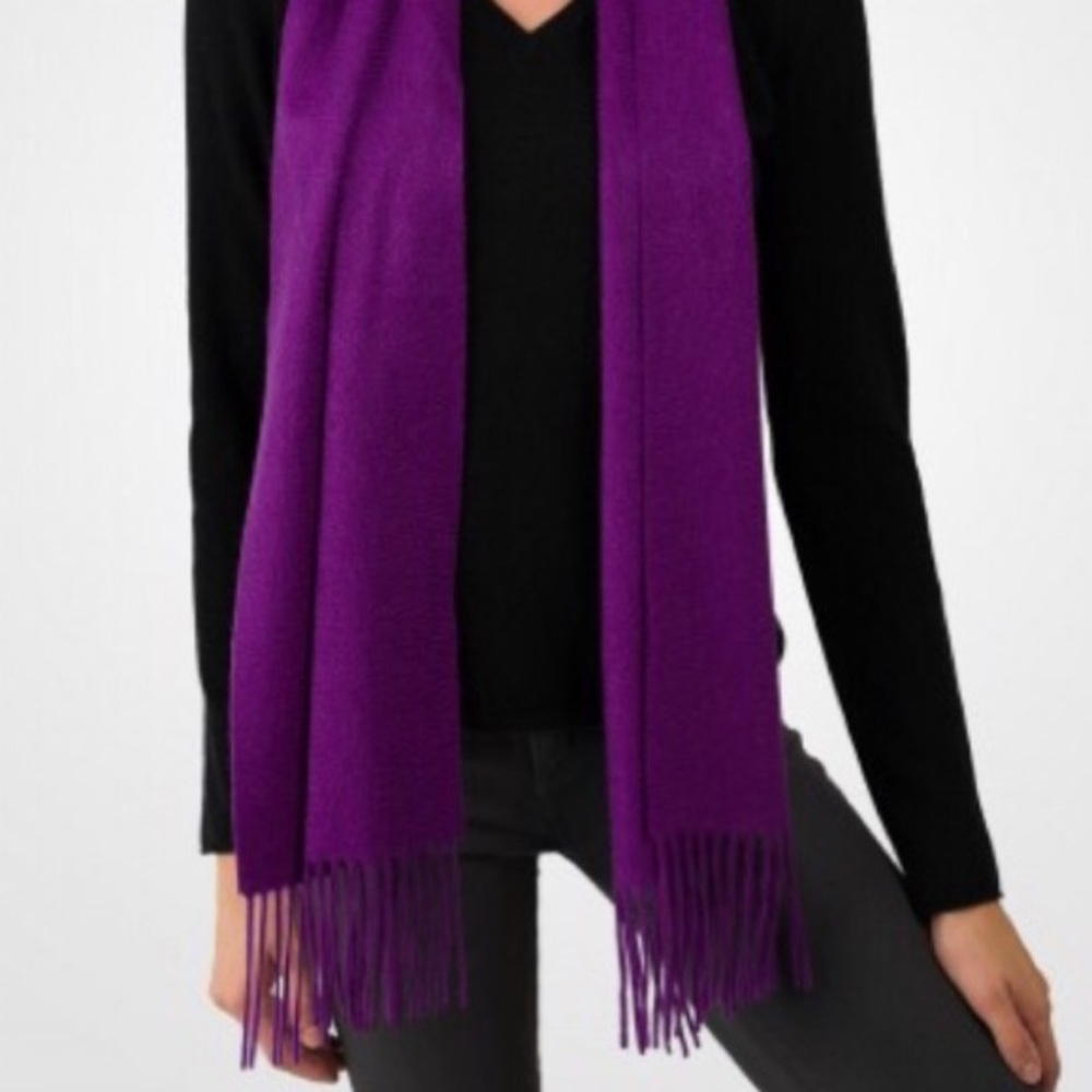beautiful purple fringe scarf